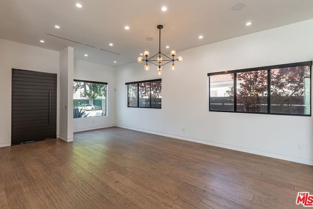 458 S Sycamore Avenue, Los Angeles, CA 90036 — photo 6 of 30