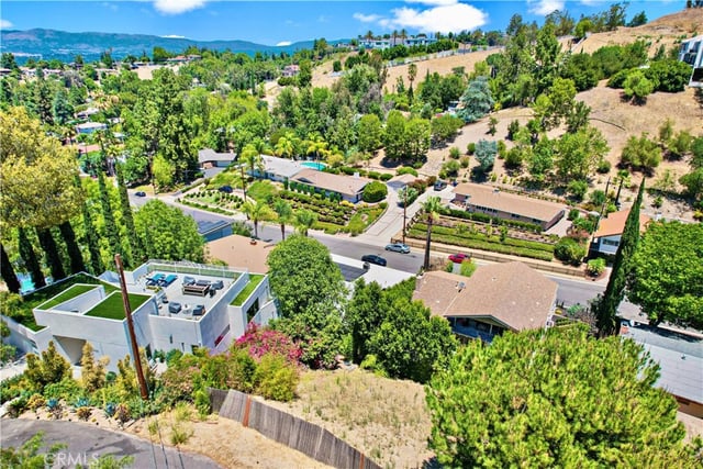 22921 Cass Avenue, Woodland Hills, CA 91364 — photo 59 of 63