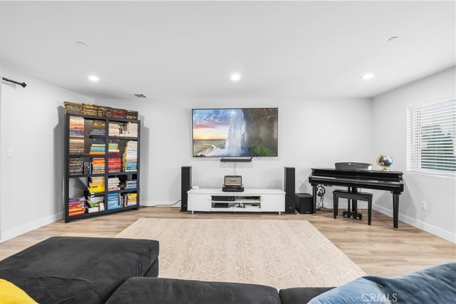 16557 Vine Terrace, Van Nuys, CA 91406 — photo 12 of 52
