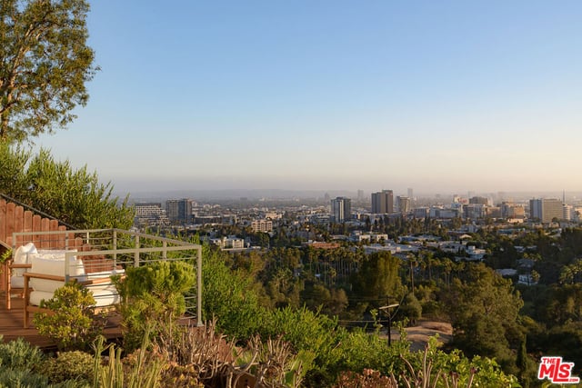 5502 Tuxedo Terrace, Los Angeles, CA 90068 — photo 8 of 45