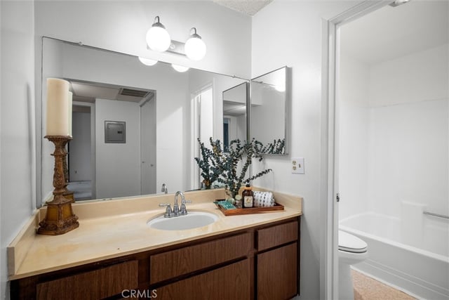 8120 Raintree Circle, Culver City, CA 90230 — photo 15 of 30