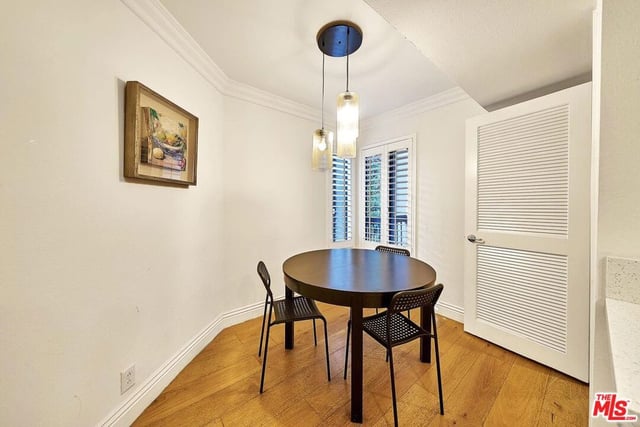 835 S Lucerne Boulevard 205, Los Angeles, CA 90005 — photo 21 of 27