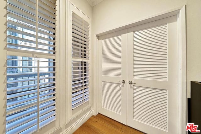 835 S Lucerne Boulevard 205, Los Angeles, CA 90005 — photo 7 of 27