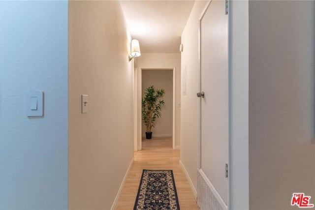 1940 N Highland Avenue 42, Los Angeles, CA 90068 — photo 15 of 40