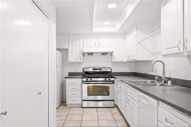 1450 Kauai Street, West Covina, CA 91792 — photo 10 of 40