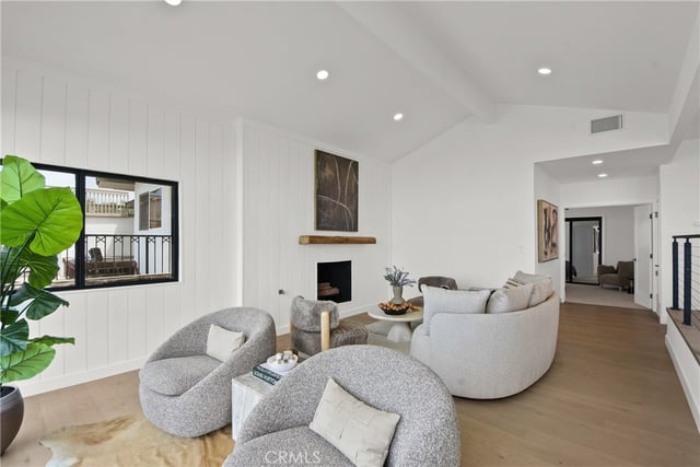 27923 San Nicolas Drive, Rancho Palos Verdes, CA 90275 — photo 8 of 32