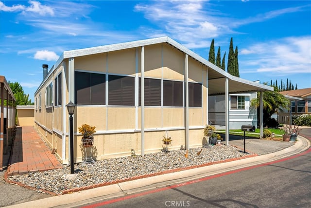 27361 Sierra hwy 23, Canyon Country, CA 91351 — photo 3 of 35
