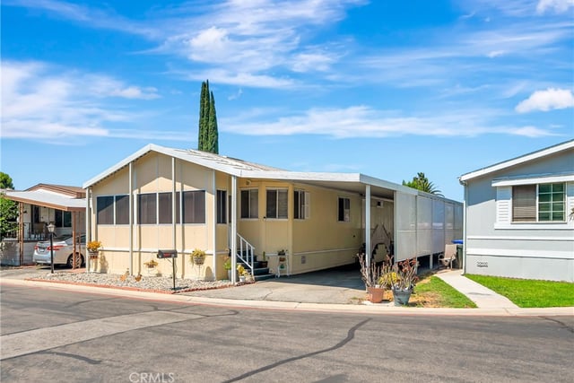 27361 Sierra hwy 23, Canyon Country, CA 91351 — photo 34 of 35