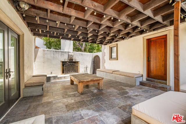 11159 La Maida Street, Los Angeles, CA 91601 — photo 15 of 28