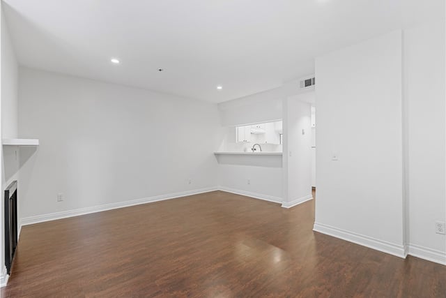 550 Orange Avenue 140, Long Beach, CA 90802 — photo 9 of 17