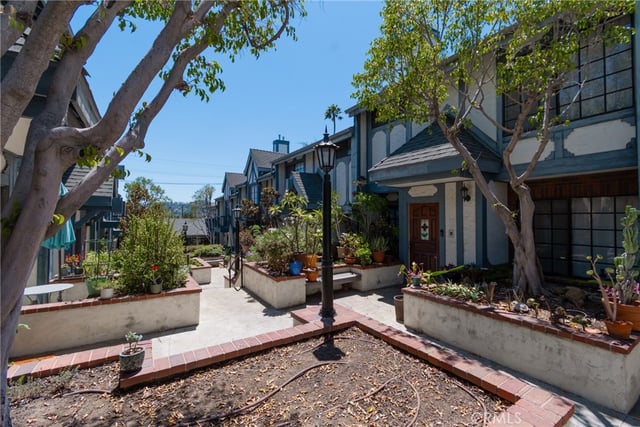 5737 Monte Vista, Los Angeles, CA 90042 — photo 25 of 35