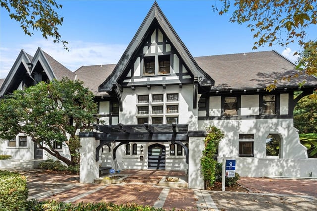 182 S Orange Grove, Pasadena, CA 91105 — photo 47 of 57