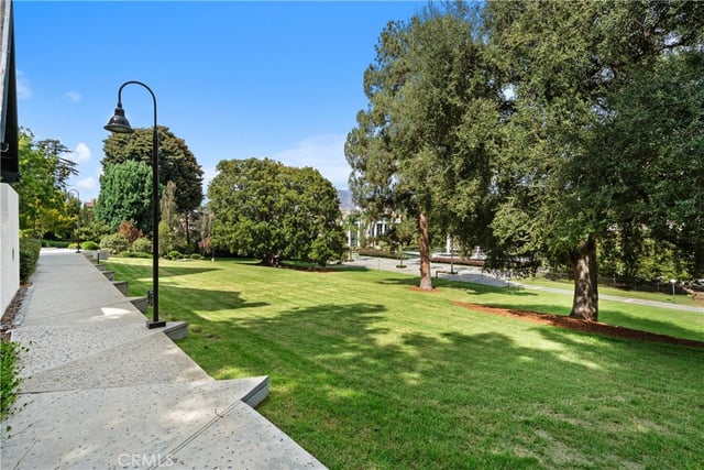 182 S Orange Grove, Pasadena, CA 91105 — photo 50 of 57