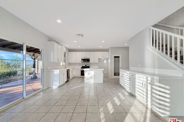2423 Carolyn Drive, Palmdale, CA 93551 — photo 20 of 29