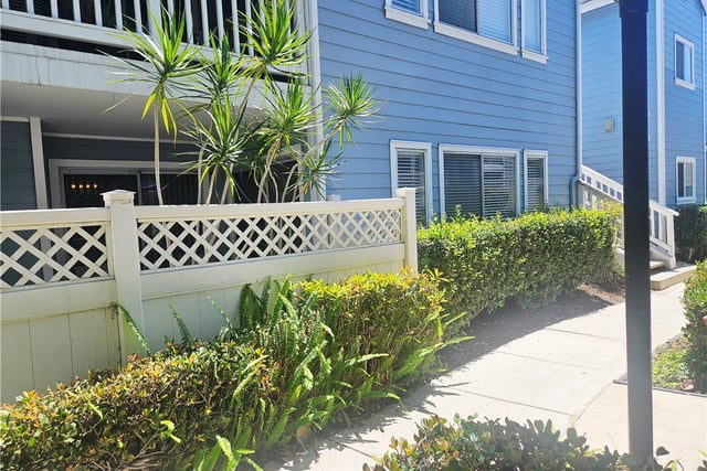 12864 Sycamore Village Dr., Norwalk, CA 90650 — photo 3 of 34
