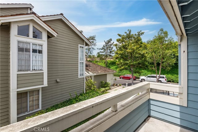 630 Wakefield Court 102, Long Beach, CA 90803 — photo 18 of 35