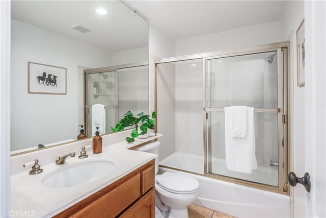 630 Wakefield Court 102, Long Beach, CA 90803 — photo 25 of 35