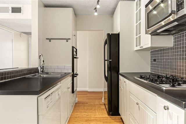 421 S La Fayette Park 406, Los Angeles, CA 90057 — photo 5 of 20
