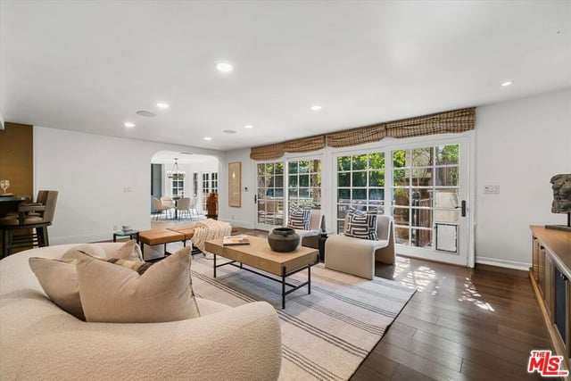 3171 Abington Drive, Los Angeles, CA 90210 — photo 10 of 58