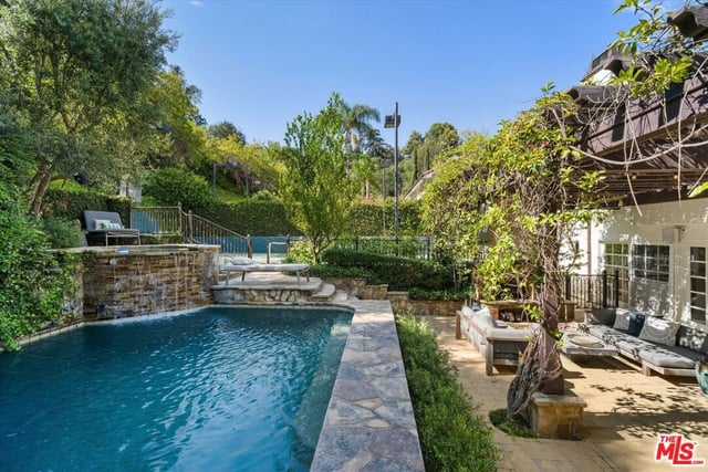 3171 Abington Drive, Los Angeles, CA 90210 — photo 12 of 58