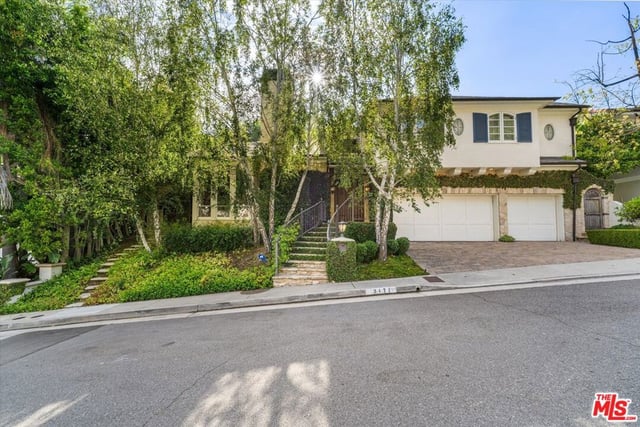 3171 Abington Drive, Los Angeles, CA 90210 — photo 48 of 58
