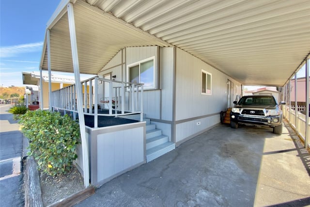 20401 Soledad Canyon Road 346, Canyon Country, CA 91351 — photo 20 of 37