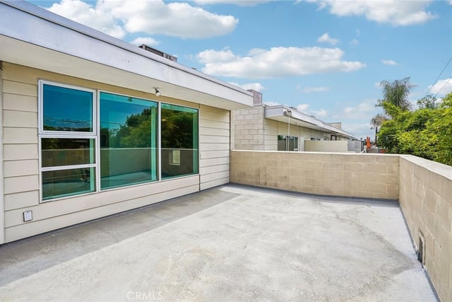 717 N Highland Avenue 21, Los Angeles, CA 90038 — photo 37 of 53