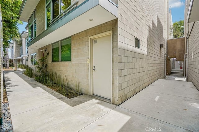 717 N Highland Avenue 21, Los Angeles, CA 90038 — photo 45 of 53
