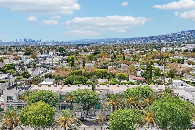 717 N Highland Avenue 21, Los Angeles, CA 90038 — photo 49 of 53