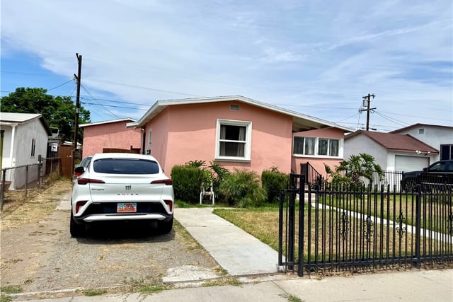823 E 102nd, Los Angeles, CA 90002 — photo 23 of 23