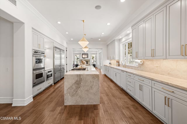 29475 Malibu View Court, Agoura Hills, CA 91301 — photo 10 of 54