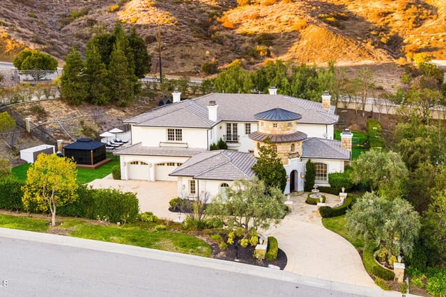 29475 Malibu View Court, Agoura Hills, CA 91301 — photo 3 of 54