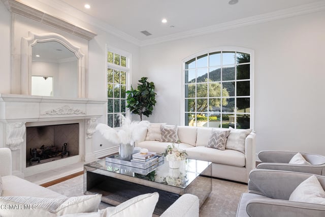 29475 Malibu View Court, Agoura Hills, CA 91301 — photo 6 of 54