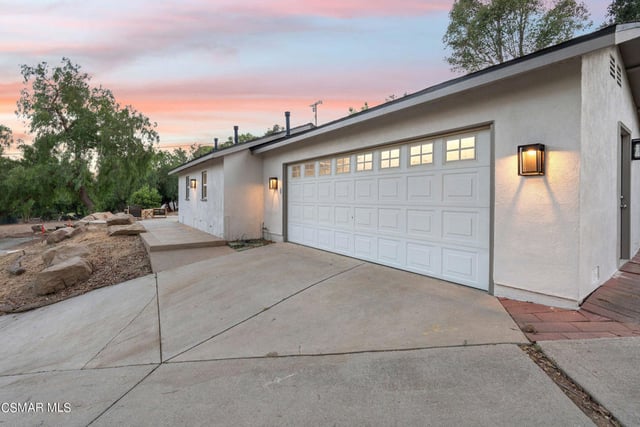 10869 Farralone Avenue, Chatsworth, CA 91311 — photo 3 of 28