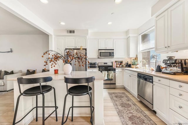 545 N Chardonnay Drive, Covina, CA 91723 — photo 8 of 44