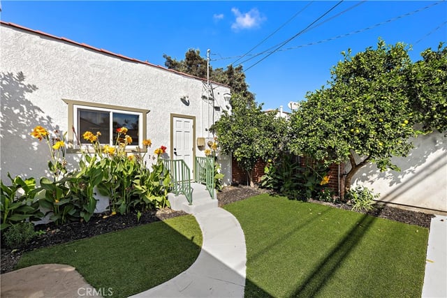 6072 Myrtle Avenue, Long Beach, CA 90805 — photo 17 of 19