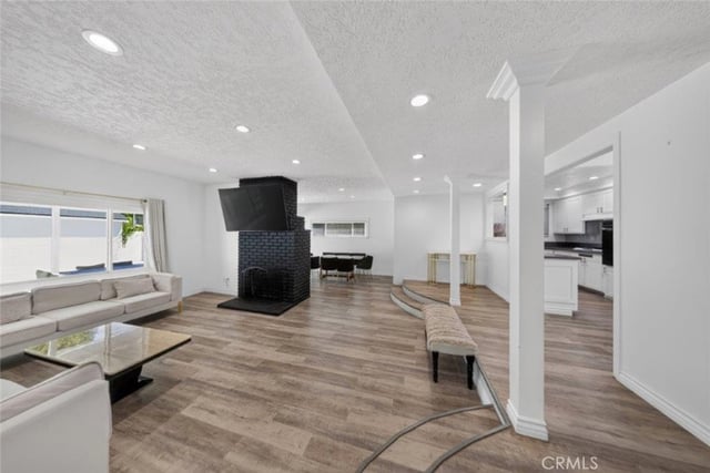 16003 Dearborn Street, North Hills, CA 91343 — photo 9 of 37