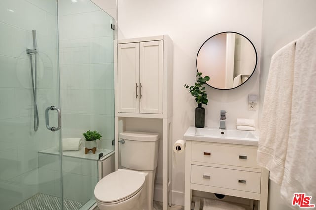 249 N Bonnie Brea Street 4, Los Angeles, CA 90026 — photo 13 of 16