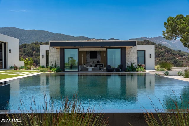 2551 White Stallion Road, Thousand Oaks, CA 91361 — photo 36 of 70