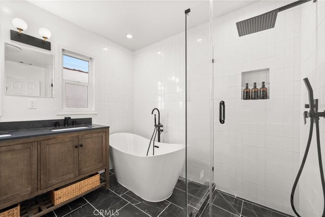 3626 W 62nd Street, Los Angeles, CA 90043 — photo 14 of 31