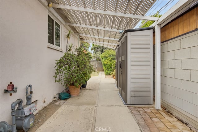 16858 Weddington Street, Encino, CA 91436 — photo 27 of 28