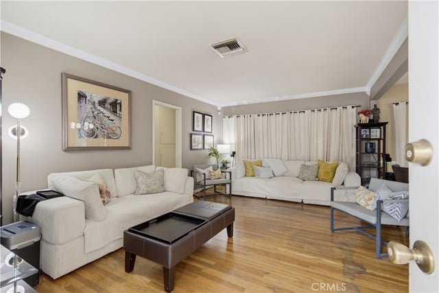 16858 Weddington Street, Encino, CA 91436 — photo 8 of 28
