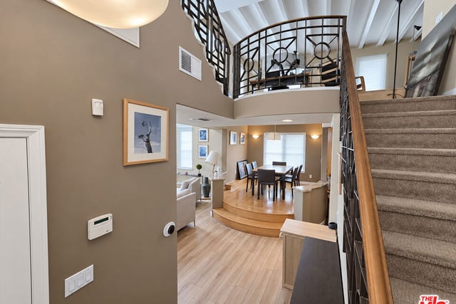 1247 23rd Street D, Santa Monica, CA 90404 — photo 2 of 48