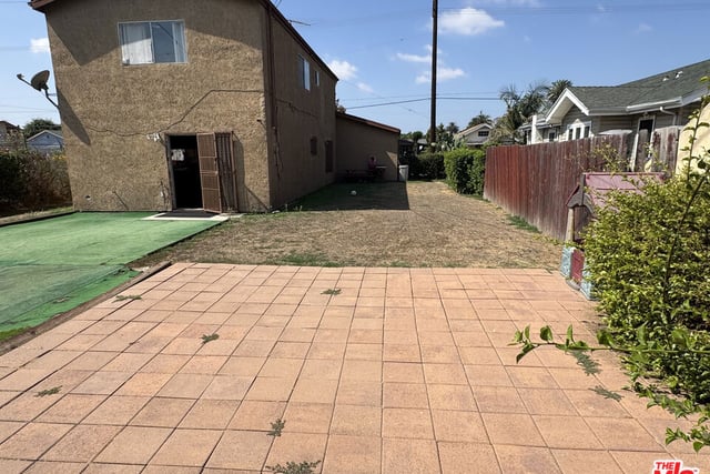 4322 Denker Avenue, Los Angeles, CA 90062 — photo 15 of 39