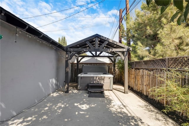 1812 W Riverside, Burbank, CA 91506 — photo 27 of 44