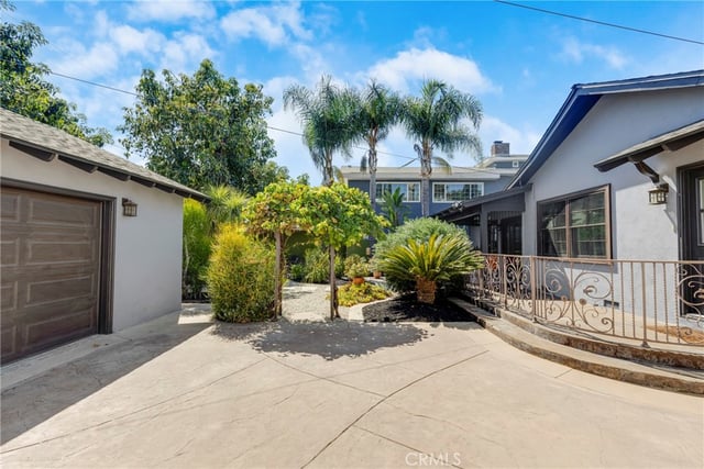 1812 W Riverside, Burbank, CA 91506 — photo 29 of 44