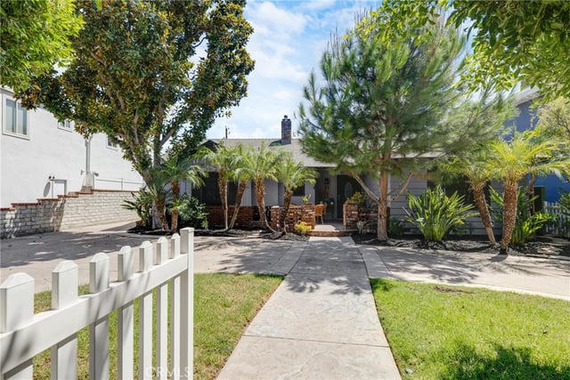 1812 W Riverside, Burbank, CA 91506 — photo 32 of 44