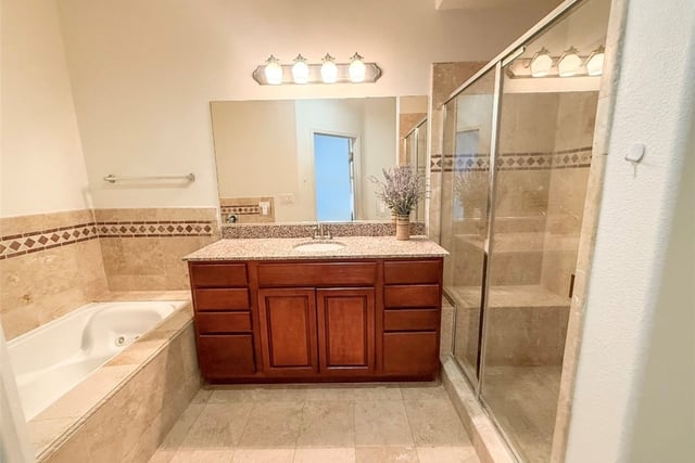 9301 Shirley Avenue 16, Northridge, CA 91324 — photo 14 of 25