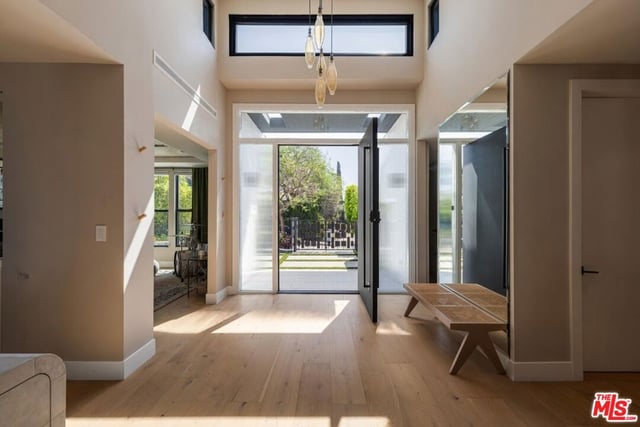 2715 Edwin Place, Los Angeles, CA 90046 — photo 10 of 44