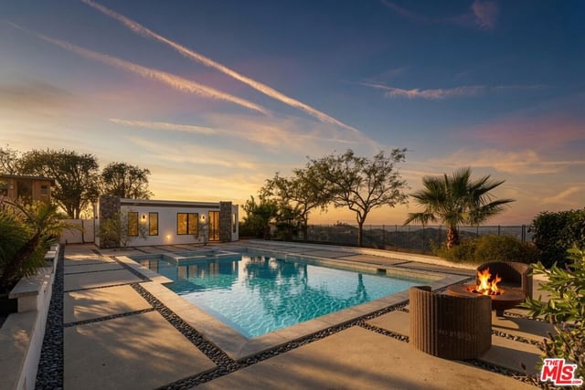 2715 Edwin Place, Los Angeles, CA 90046 — photo 3 of 44